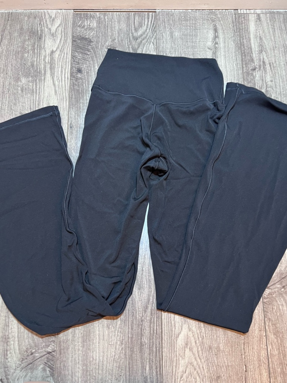 Offline by arie flare leggings M